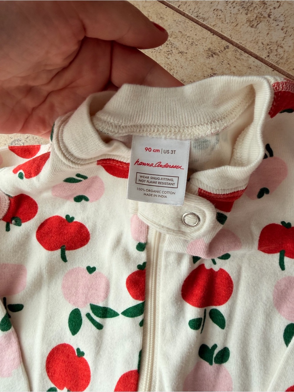 Hanna Andersson 3T Apple Print Organic Cotton Footed Sleeper Pajamas - Picture 4 of 6